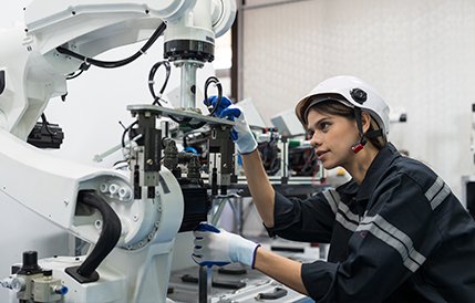 Next Generation of Factory Workers | Hitachi's Fusion For Industry